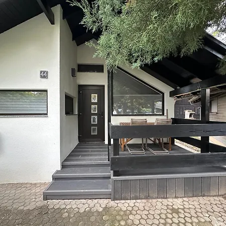 Family In Terme Catez *